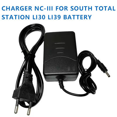 Chargeur universel NC-III Chargeur de batterie pour la station totale du sud Li-30 LI-39Batterie Li-IonChargeur de batterie NC-III taille3.5*1.35mm