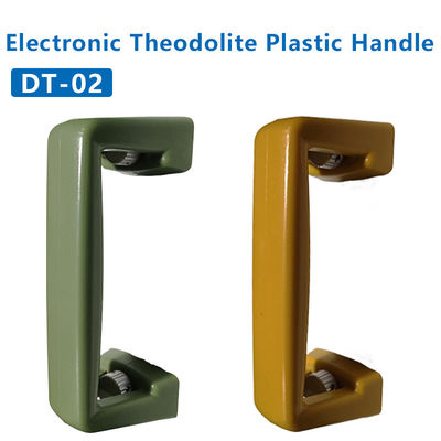 Le manche électronique du théodolite est essentiel pour les professionnels de l'arpentage.